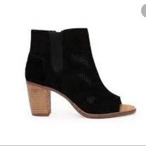 Toms Majorca peep Toe perforated leather booties size 10